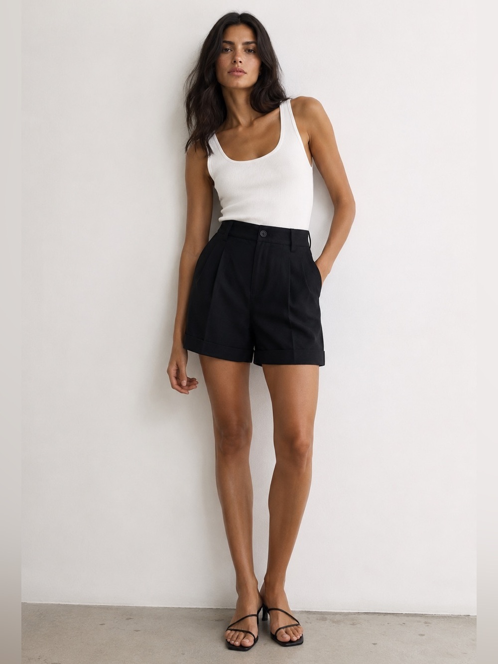 H&M Black Tailored High Waist Shorts Women’s Size 34 Minimalist Pleated Style